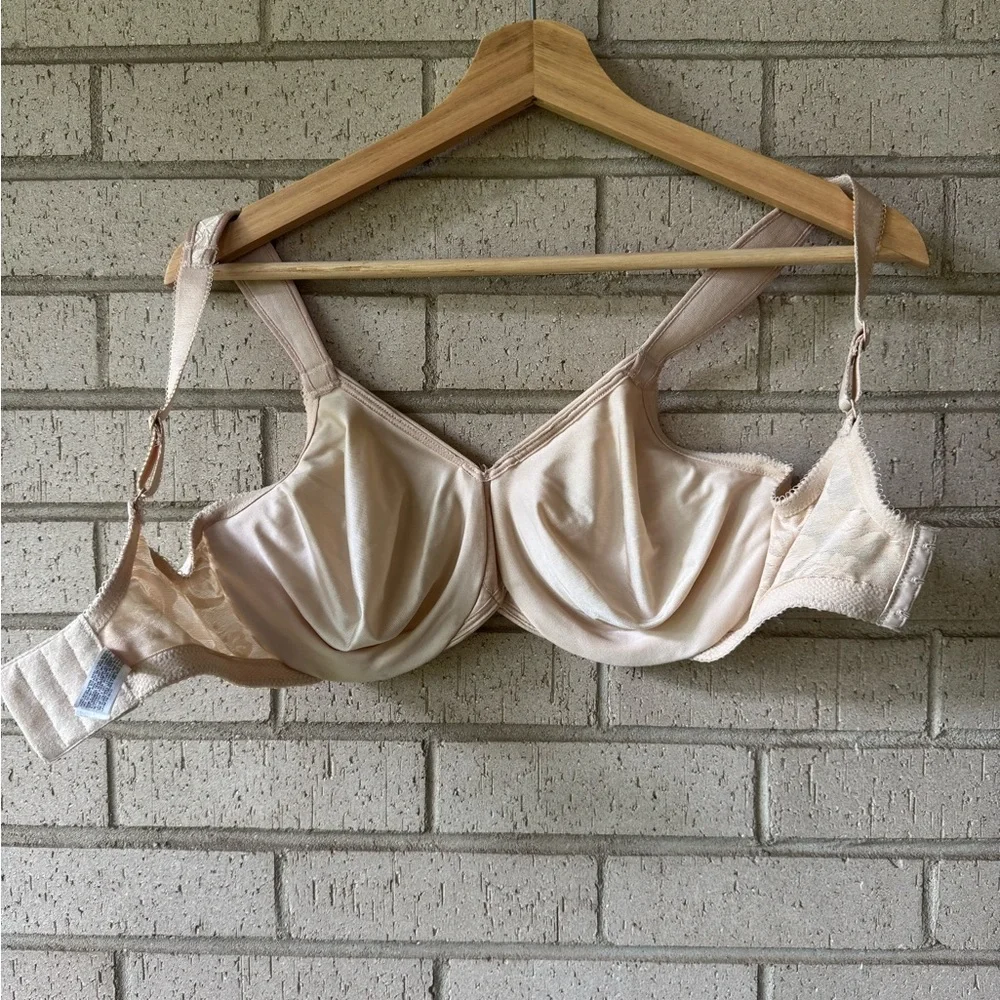 Wacoal Awareness Underwire Bra | 32DDD | Sand - Picture 4 of 6